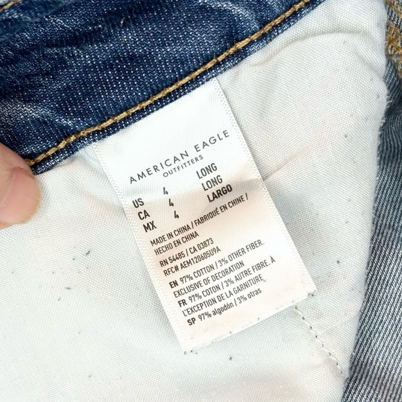 American Eagle Relaxed Mom Jeans - Picture 11 of 12